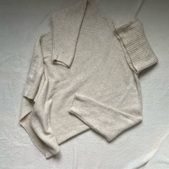 Top Shop Sweater Dress - Picture 5 of 7